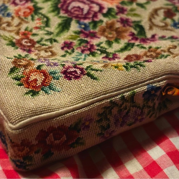 Original VTG 1950s Tapestry Handbag with ORIG Hand Mirror - Picture 4 of 13